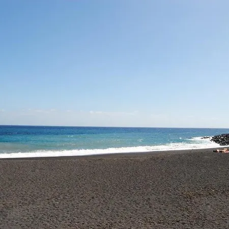 Casa vacanze Breath-taking Views On The First Line Of The Ocean